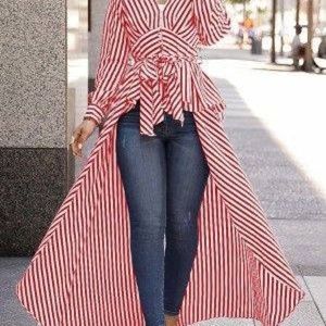 Meet your Posher, Elia